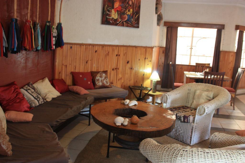 Madidi Lodge Lilongwe Ngoại thất bức ảnh