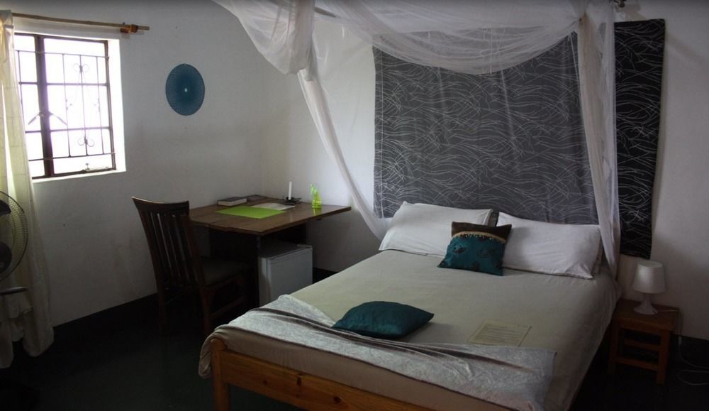 Madidi Lodge Lilongwe Ngoại thất bức ảnh