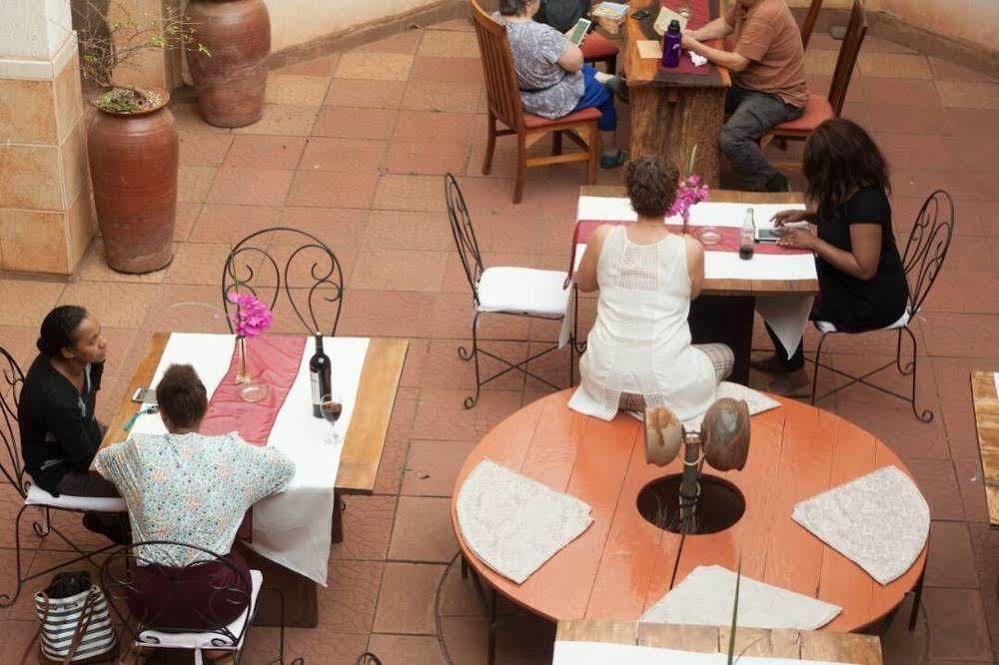 Madidi Lodge Lilongwe Ngoại thất bức ảnh
