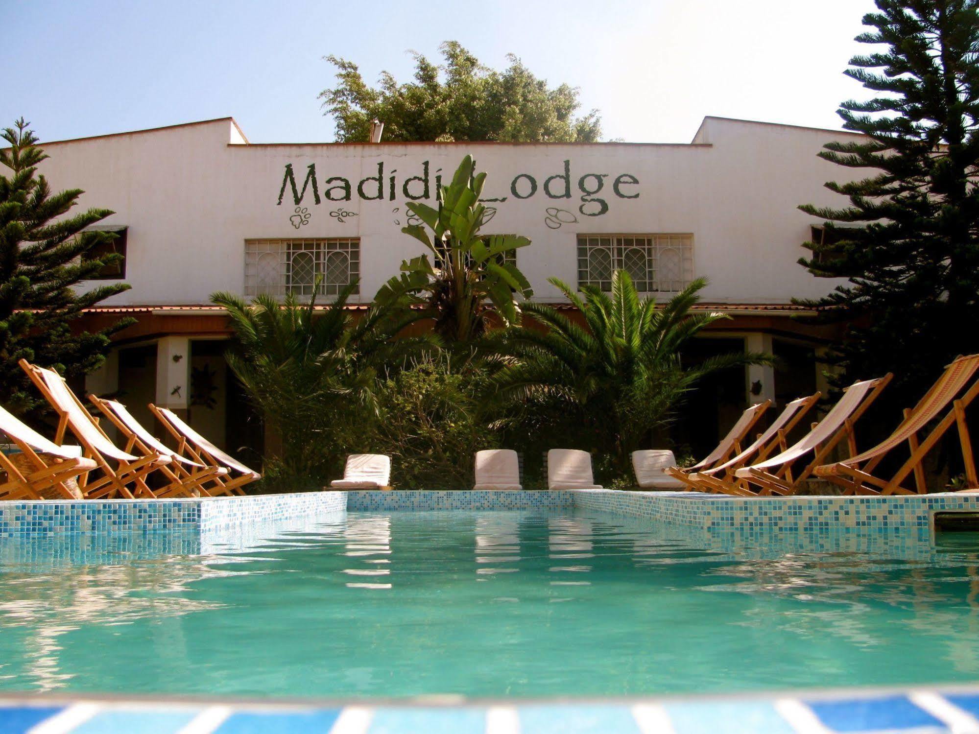 Madidi Lodge Lilongwe Ngoại thất bức ảnh