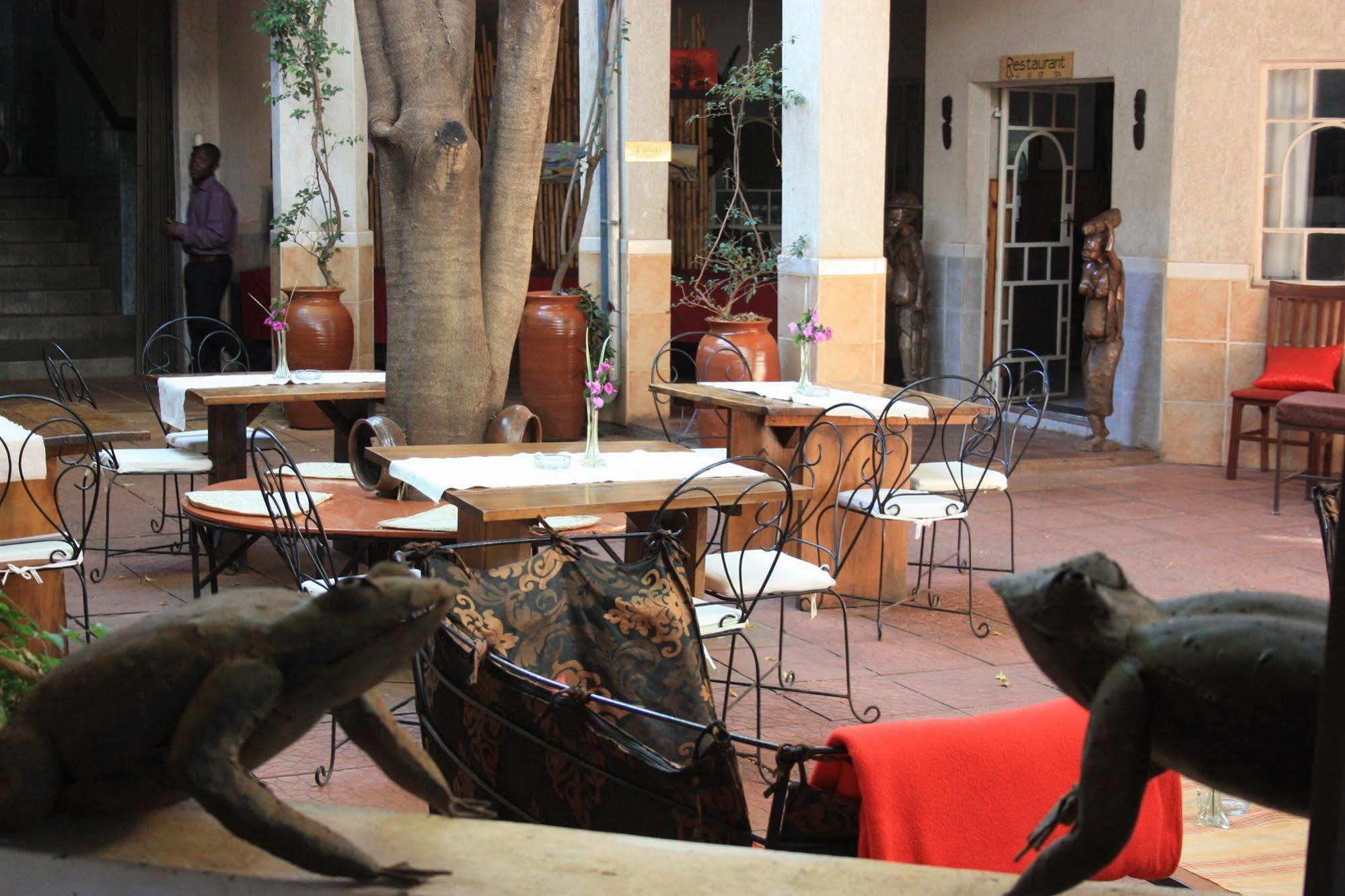 Madidi Lodge Lilongwe Ngoại thất bức ảnh