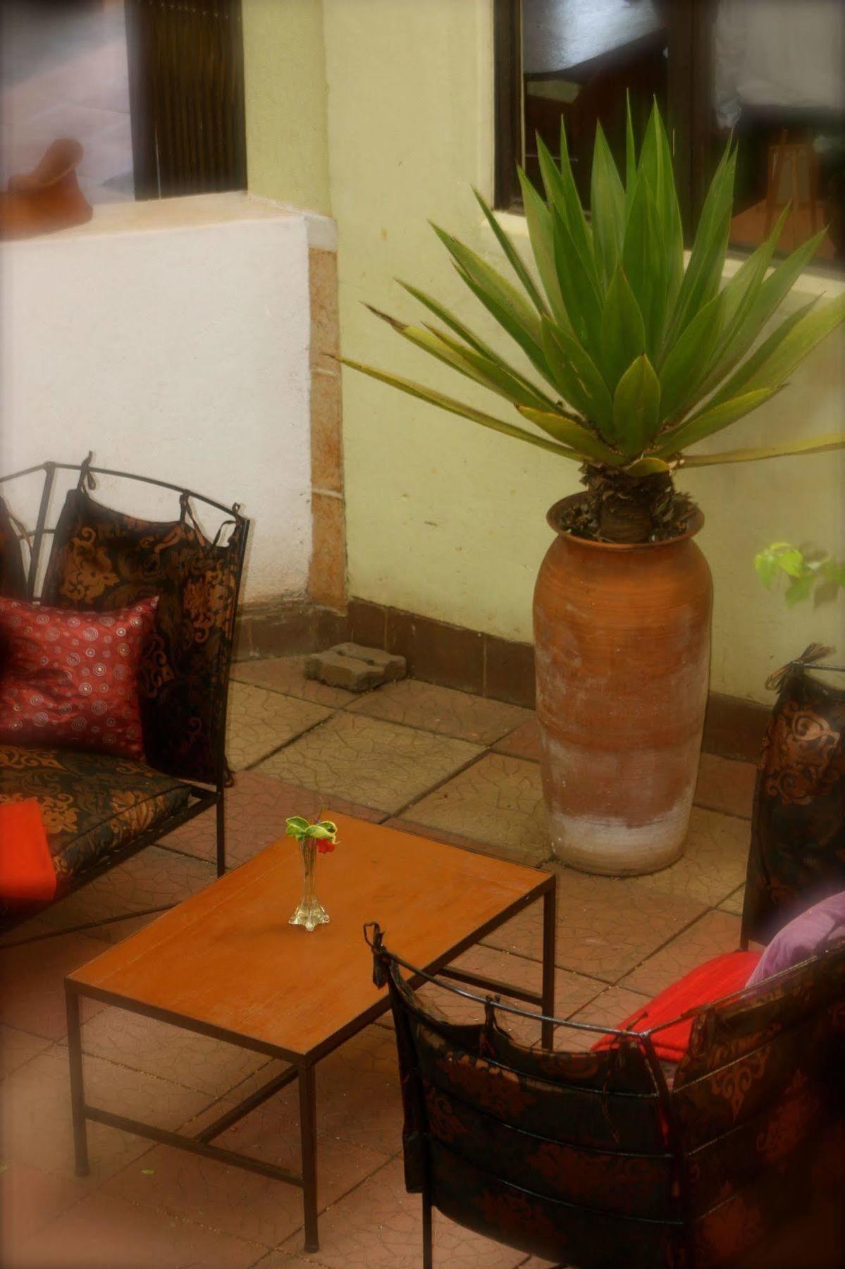 Madidi Lodge Lilongwe Ngoại thất bức ảnh